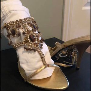 Gold sandal with crystal and tiger eye detail